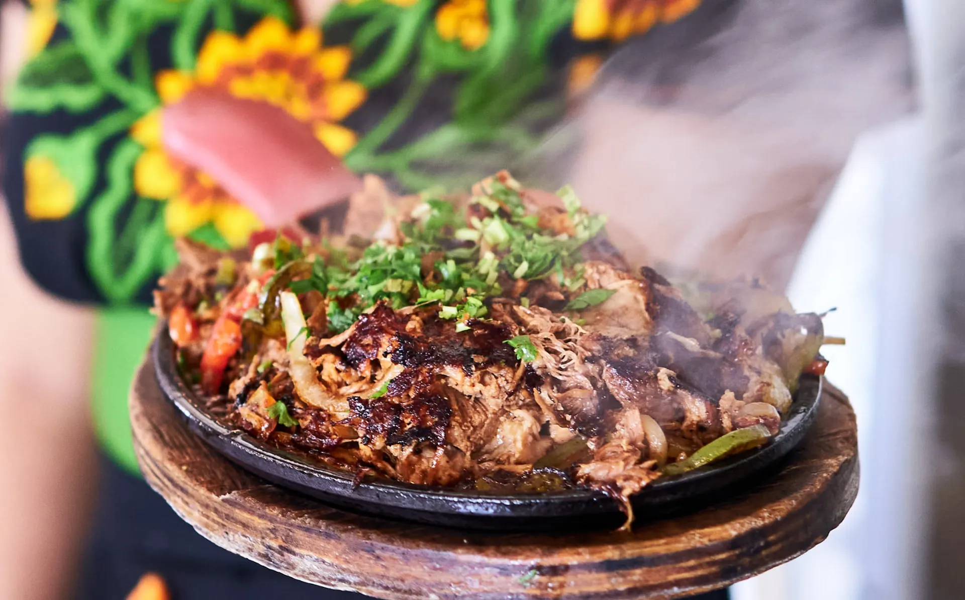 Sizzling fajitas skillet